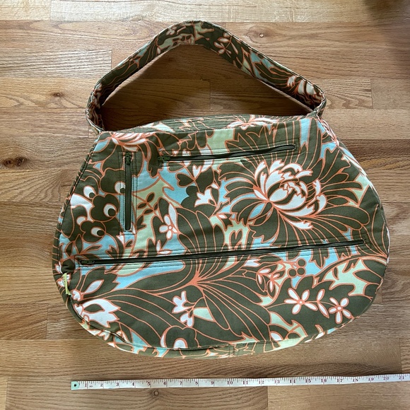 Amy Butler-Rowan Zipper Tote - Picture 4 of 10